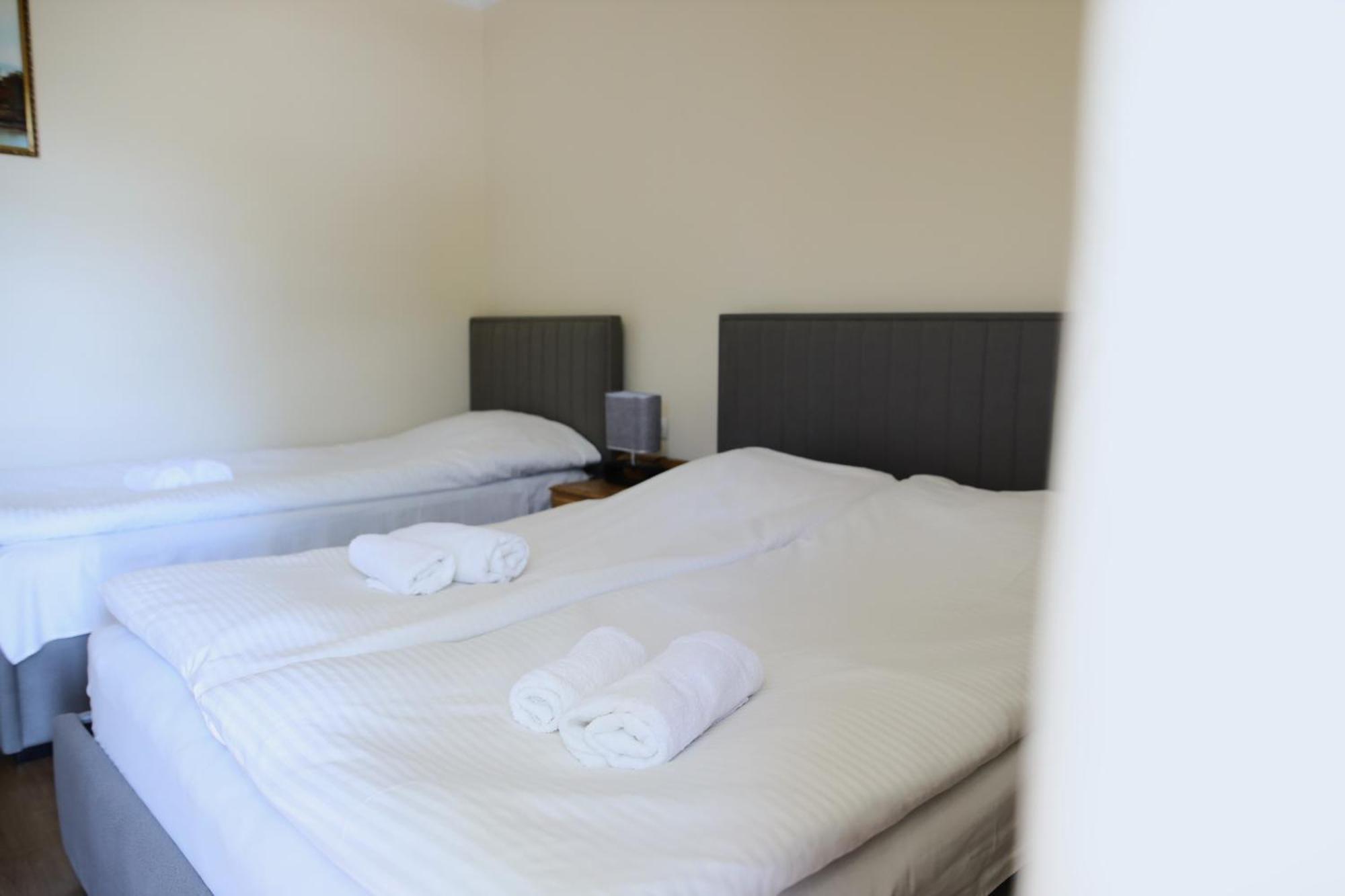Hayi Tun Guest House Goris Esterno foto